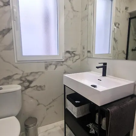 Apartment San Pedro Parking Gratis Coche Mediano